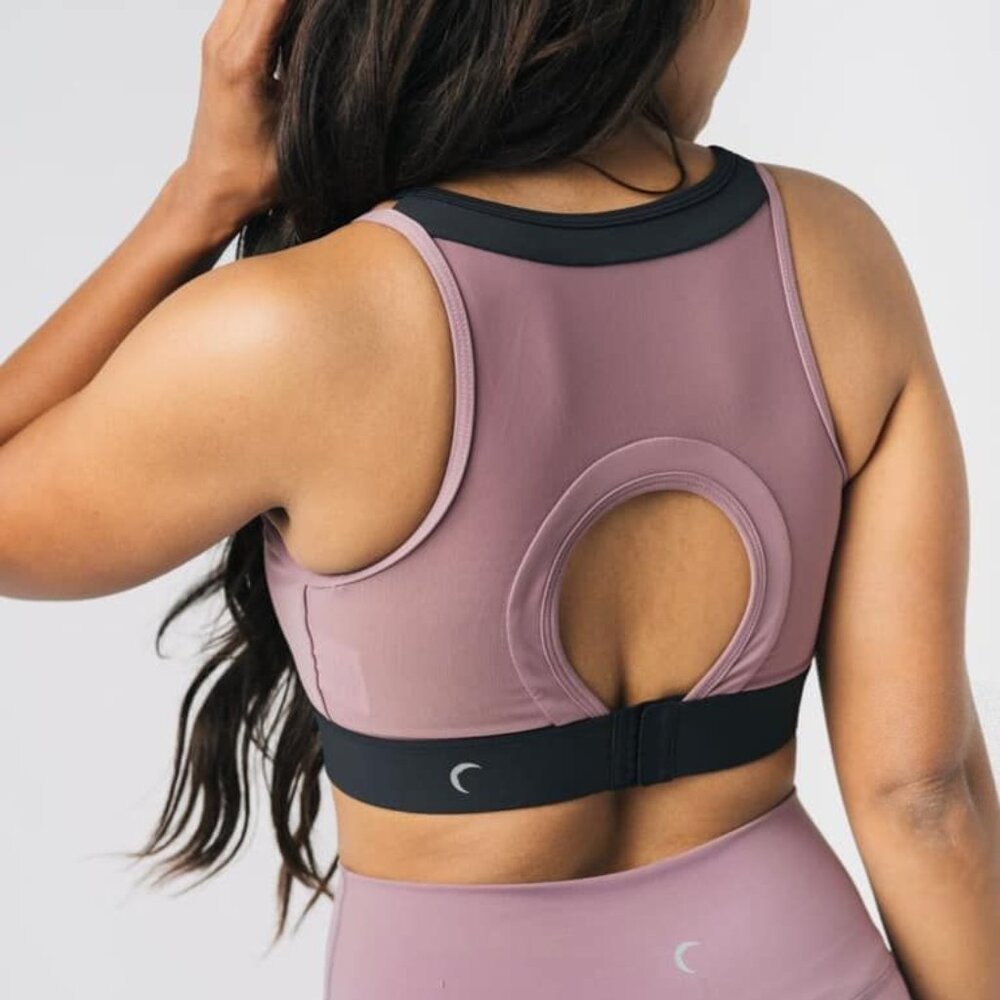 ZYIA Active Mesh Clasp Lilac Sports Bra, S